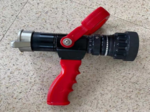 40多功能水槍/森防水槍