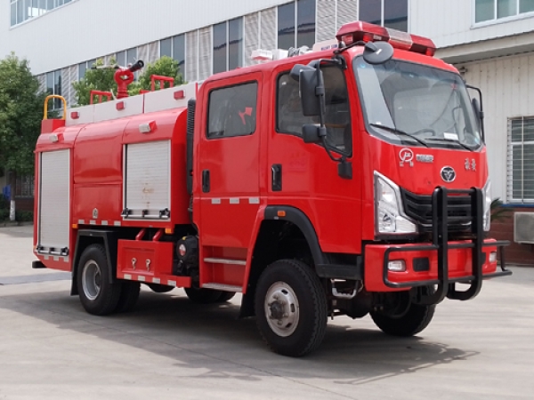 豪曼四驅(qū)水罐消防車(chē)