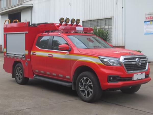 JDF5031TXFQC06/ZN6型器材消防車