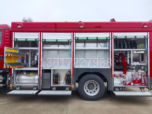 德國(guó)曼恩壓縮空氣泡沫消防車